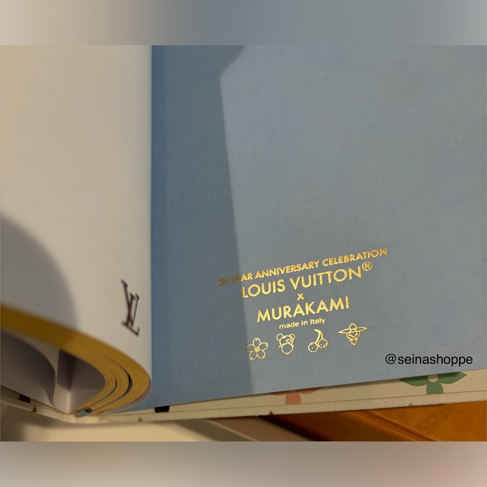 Louis Vuitton Takashi Murakami White Multicolor Notebook, LVxTM Stickers NWT - Picture 10 of 14